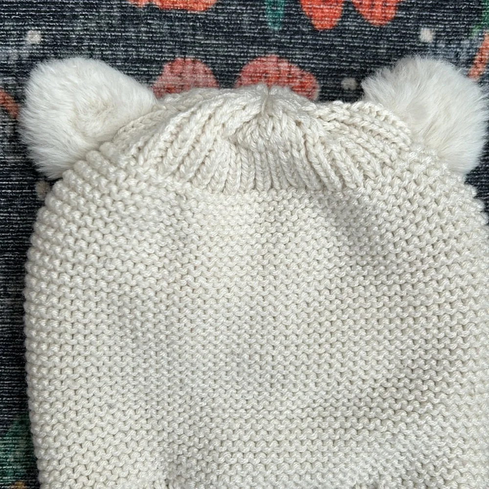 Zara Cream Knit Pompom Hat, Size 3-6 Years